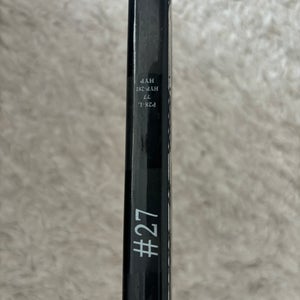 Used Senior Bauer Vapor Hyperlite Left Hand Hockey Stick P28 Pro Stock