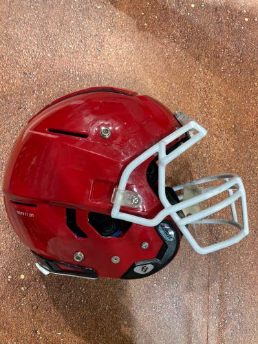 Used Youth Medium Red Schutt F7 LX1 Helmet