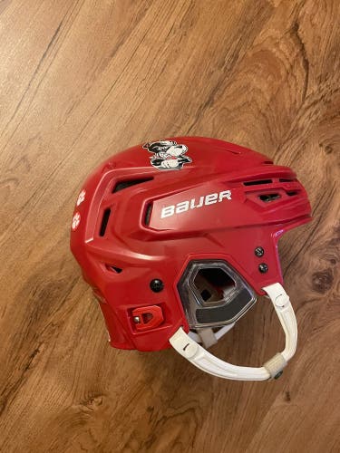Re-Akt 150 hockey helmet Red Size M Medium