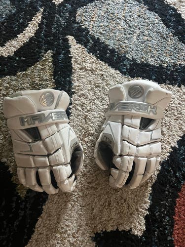 Used  Maverik 13" M4 Lacrosse Gloves