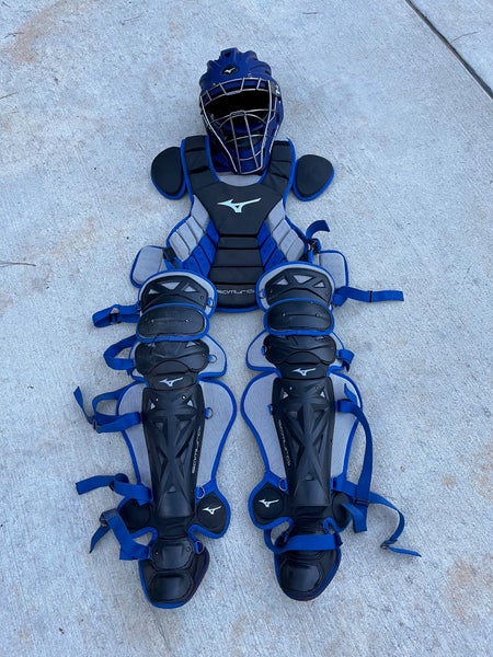 Used Mizuno Samurai Catcher's Set
