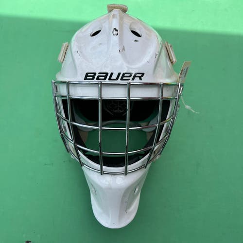 Used Junior Bauer NME 4 Goalie Mask