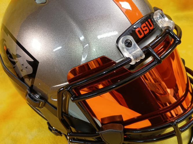 Oregon State Beavers Super custom fullsize Riddell Speed L NCAA football helmet