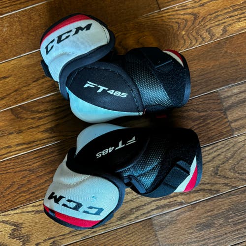 Used Junior Large CCM JetSpeed FT485 Elbow Pads