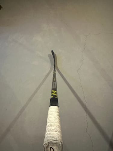 CCM Super Tacks AS4 Pro Hockey Stick RH P28 75 Flex