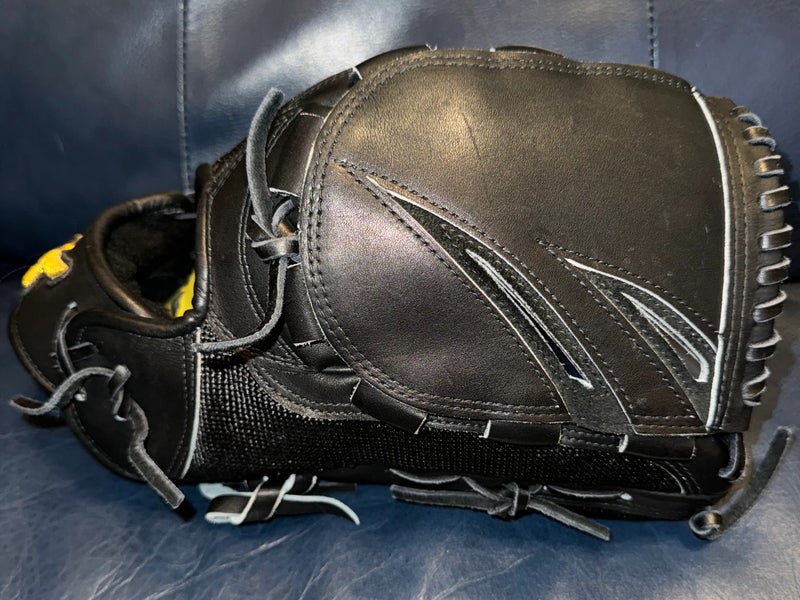NWT RHT 12" Mizuno Pro "Vader" Limited Edition (GMP-HAGA1200A) Baseball Glove