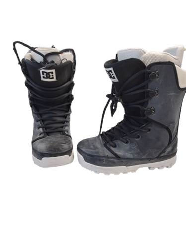 Used Dc Shoes Unit 2013 Senior 9 Men's Snowboard Boots