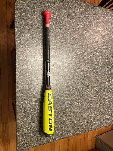 Easton ADV 360 Bat