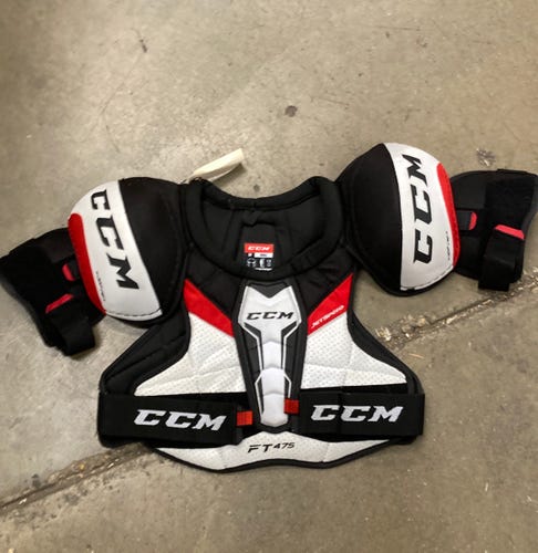 Used Small Senior CCM JetSpeed FT475 Shoulder Pads