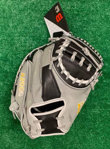 Wilson A2000 M2 33.5" Baseball Catchers Mitt - WBW100977335