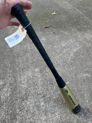 Used AXE Avenge Bat USSSA Certified (-10) Composite 17 oz 27"