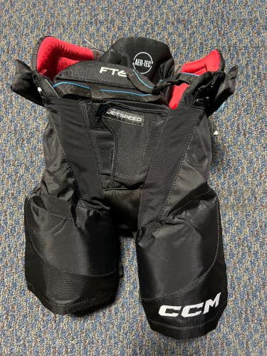 Junior Small CCM Jetspeed FT6 Hockey Pants