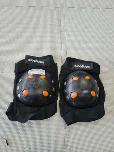 Used Mongoose Lg Inline Skate Kneepads