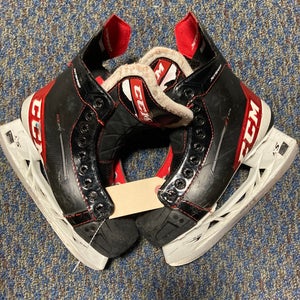 Used Intermediate CCM JetSpeed FT475 Hockey Skates | Size 4.5