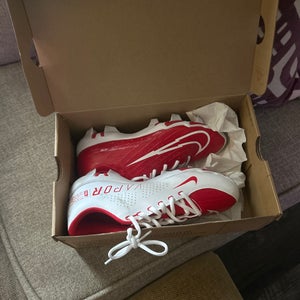 Red New Men's Low Top Molded Cleats vapor