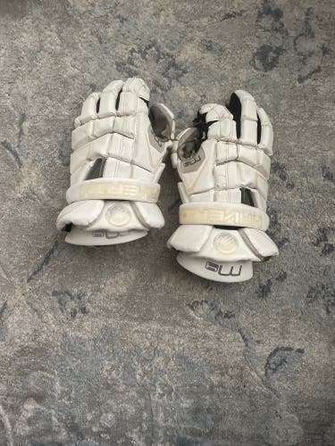 Used  Maverik Large M4 Lacrosse Gloves