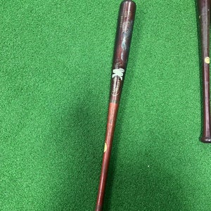 Louisville Slugger M9 1XX Maple model 110 33.5