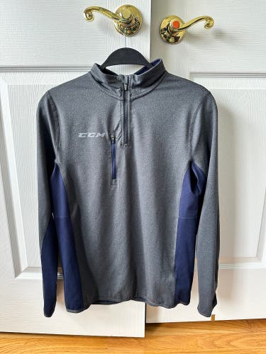 Ccm quarter-zip Jr XL