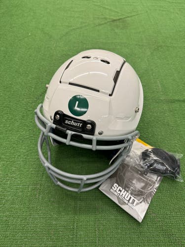 Brand New Large Youth Schutt F7 LX1 Helmet