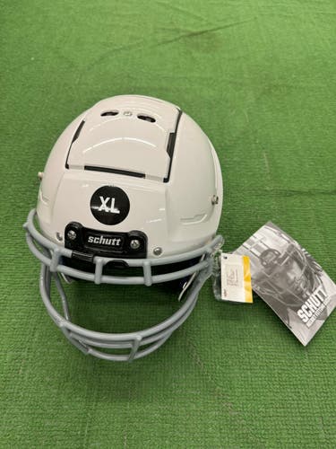 Brand New X-Large Youth Schutt F7 LX1 Helmet