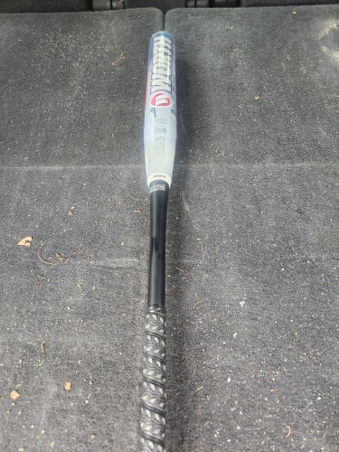 New Worth Silverback Bat (-8) Composite 26 oz 34"