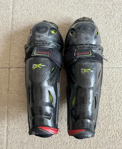 Used Junior Bauer Vapor 2X Pro 12" Shin Pads