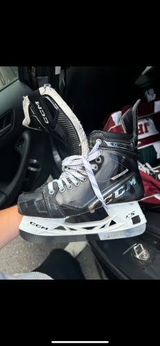 CCM Skates 100k Pro