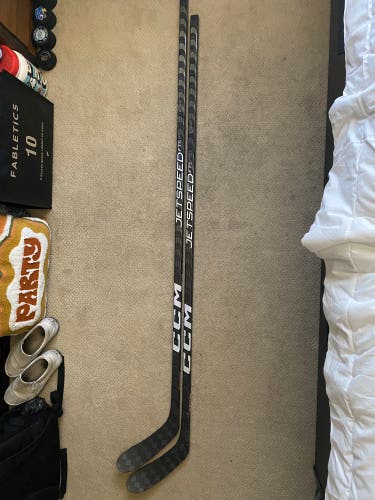 2 Pack Prostock CCM Jetspeed FT5 pro