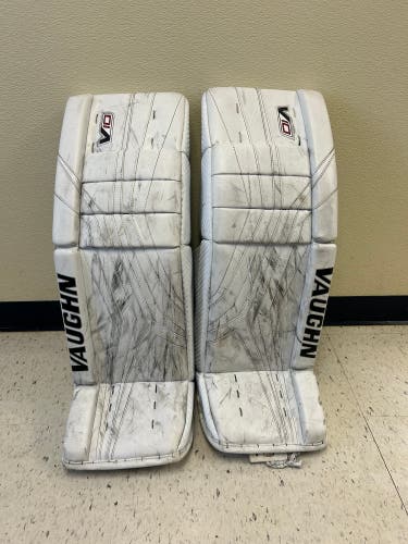 Vaughn Velocity V10 Pro Senior Goalie Leg Pads Used