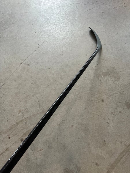 New Senior Bauer Right Hand P28 77 Flex Pro Stock Vapor Hyperlite 2 Hockey Stick Blackout Pro+