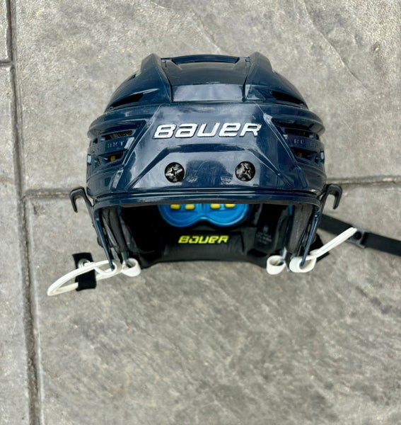 Bauer Re-Akt 150 Navy Hockey helmet (Size M)