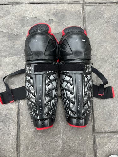 Junior CCM 12" (30cm) JetSpeed FT350 Shin Pads