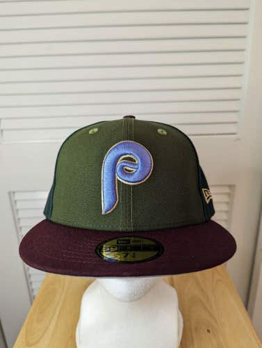 NWS Philadelphia Phillies Rifle Green New Era 59fifty 7 3/8 MLB