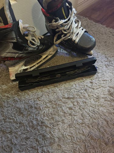 Used Bauer 6.5 Vapor 2X Pro Hockey Skates