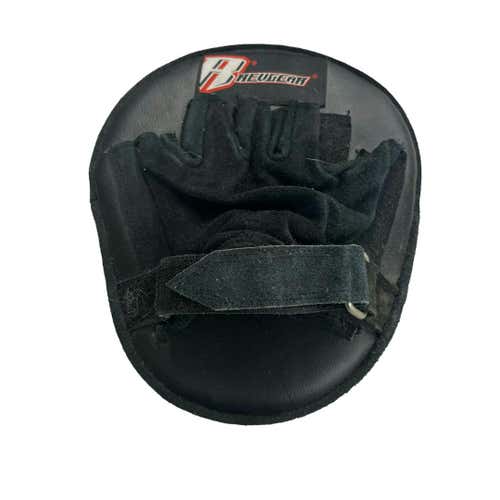 Used Revgear Md Martial Arts Focus Mitt