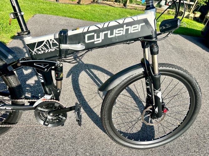 Used Unisex Cyrusher XF770 E-Bike Electric Folding Bicycle