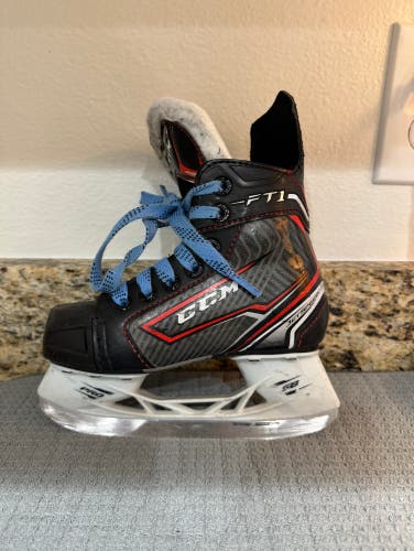 Used Youth CCM Regular Width 12 JetSpeed FT1 Hockey Skates