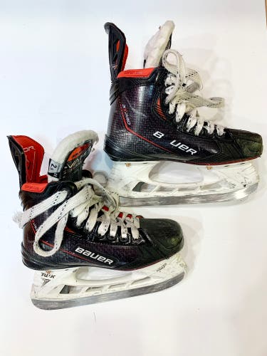 BAUER VAPOR 3X PRO JR SKATES SIZE 2.5 EE