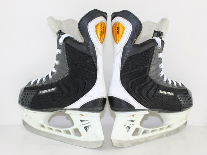 Used Junior Bauer Flexlite 3.0 Hockey Skates Size 3.5 (Men/Boy 4.5 Shoe )