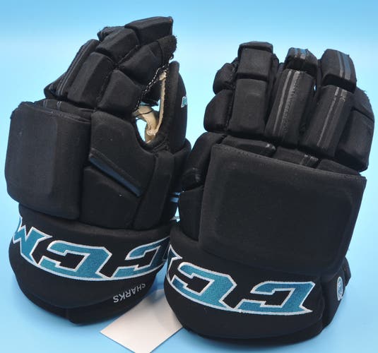 San Jose Cuda Onyebucho HGQLXP Black Game Worn Pro Game-Used Gloves AHL