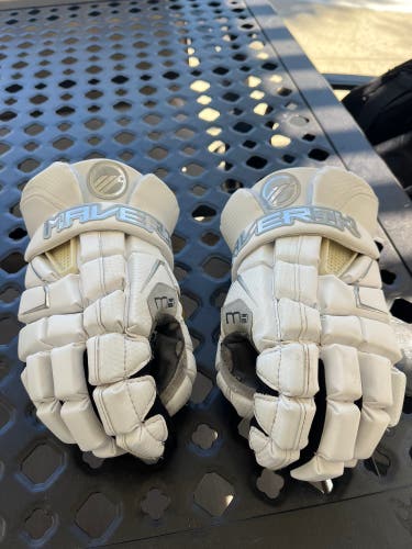 Used  Maverik 11" M4 Lacrosse Gloves