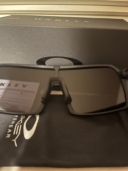 Brand New Oakley Sutro All Black