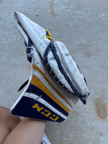 CCM premier 1.9 Glove And Blocker Intermediate size