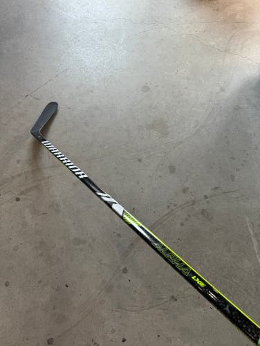 Used Senior Warrior Right Handed 85 Flex P92 Pro Stock Alpha LX2 PRO Hockey Stick