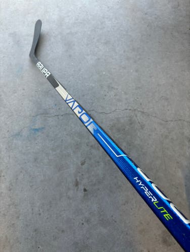 Used Senior Bauer Right Handed P92 77 Flex Pro Stock Vapor Hyperlite Hockey Stick