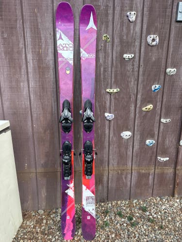 Used Atomic Vantage Skis 165 With Bindings