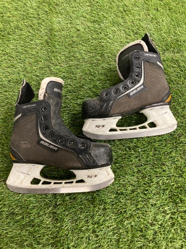 Used Youth Bauer Supreme One.4 Hockey Skates Regular Width 13