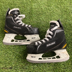 Used Junior Bauer Supreme One20 Hockey Skates | Size 13