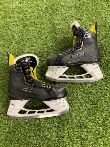 Used Junior Bauer Supreme S25 Hockey Skates Regular Width Size 1