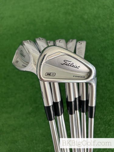 Titleist 716 CB Forged Iron Set 4-P / Dynamic Gold X100 Extra Stiff